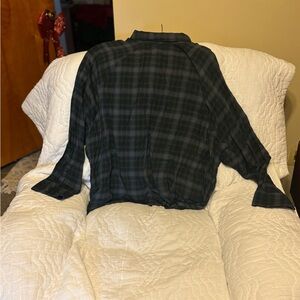 Men's Casual Button Down Shirt - Black Plaid